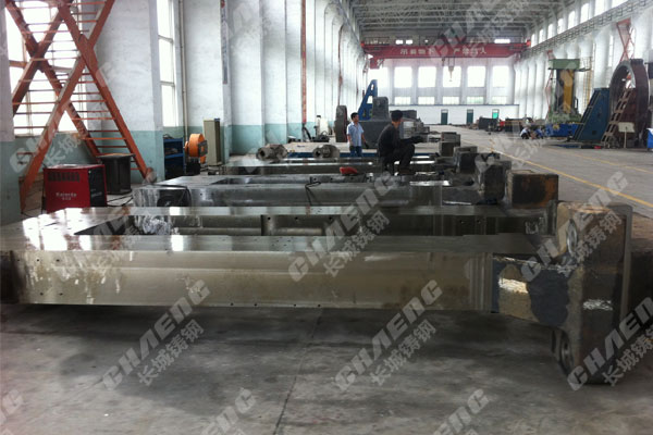 機(jī)架加工廠是如何處理大型鑄鋼件磨損的問題？